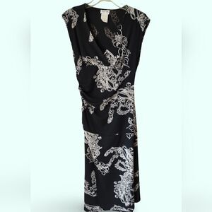 Teeze Me Black, sleeveless, V-neck, form-fitting dress, size M